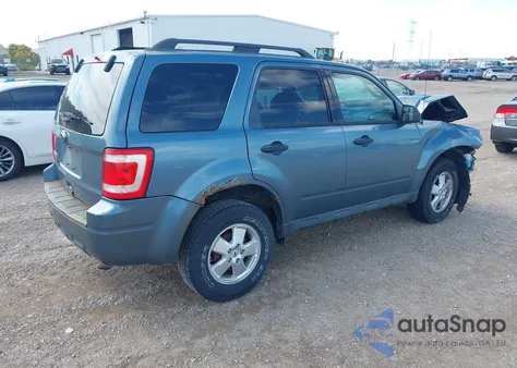 2012 Ford Escape Xlt z USA, uszkodzony, nr VIN 1FMCU9D73CKA33575